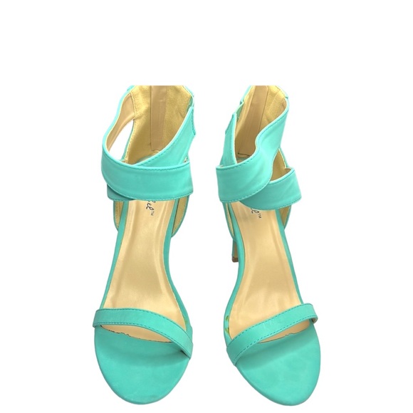 Ladies dress style light green dress shoes - Picture 4 of 7